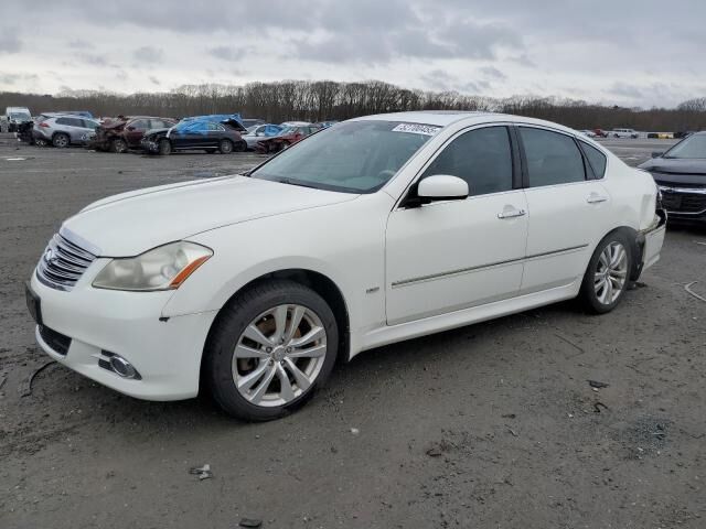 Infiniti M35