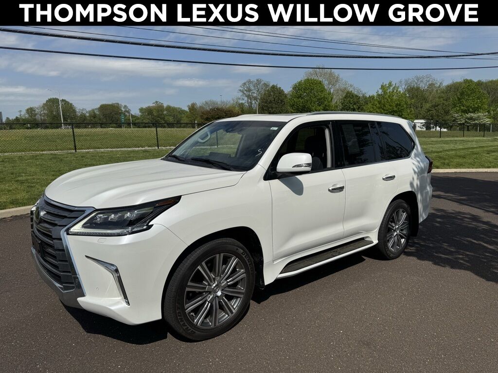 Lexus LX