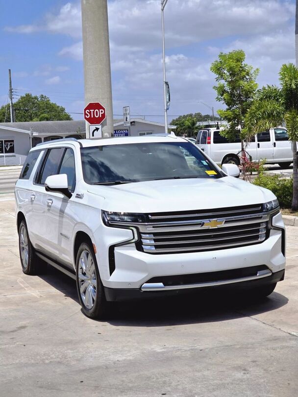 2021 CHEVROLET Suburban