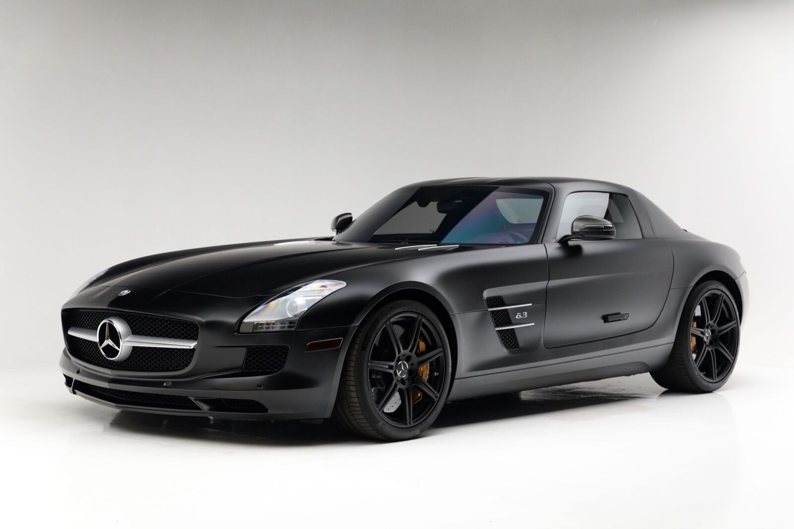 Mercedes-Benz SLS-Class