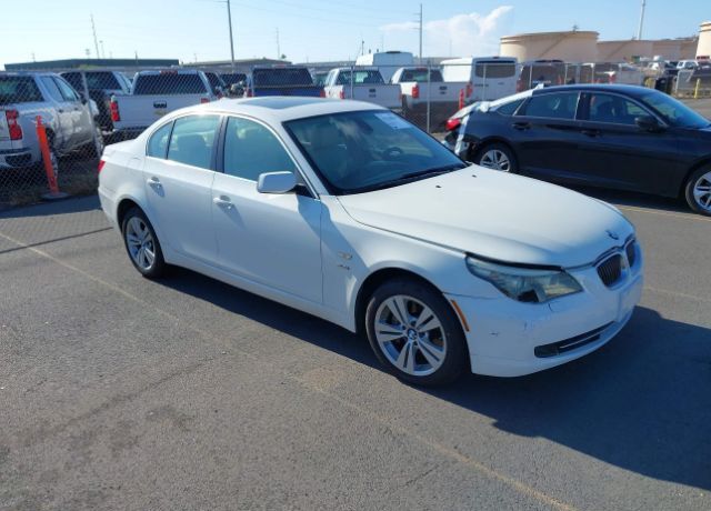 BMW 528i