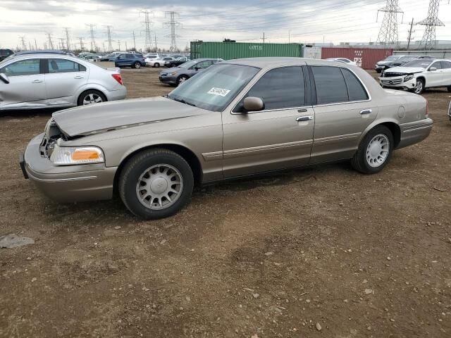 Ford Crown Victoria