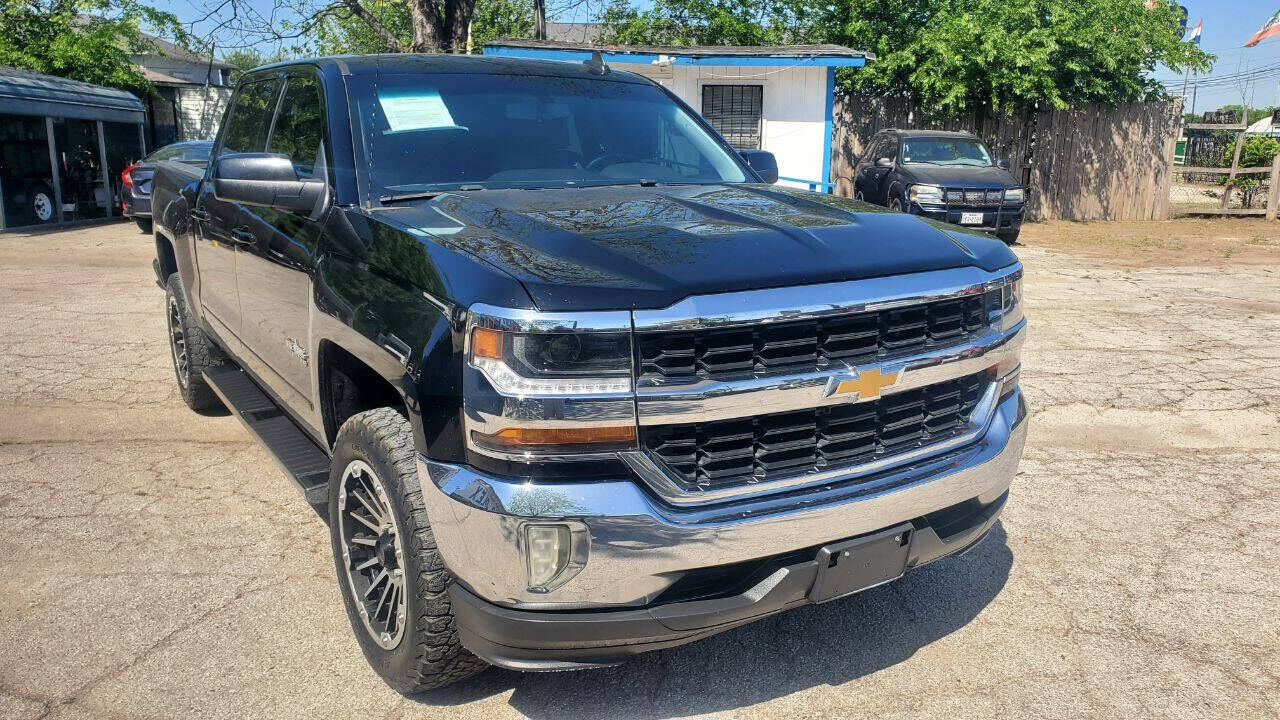 2017 CHEVROLET Silverado