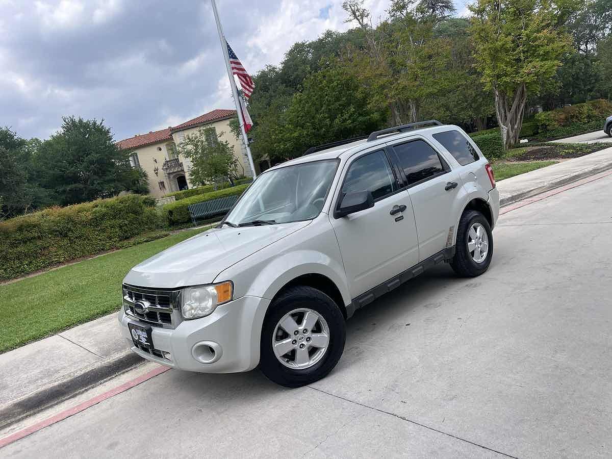 2009 FORD Escape