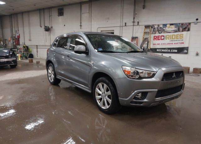 Mitsubishi Outlander Sport