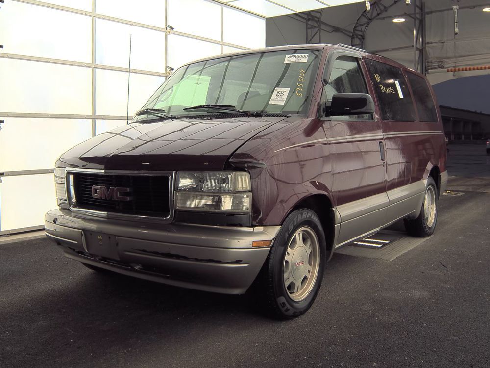 GMC Safari