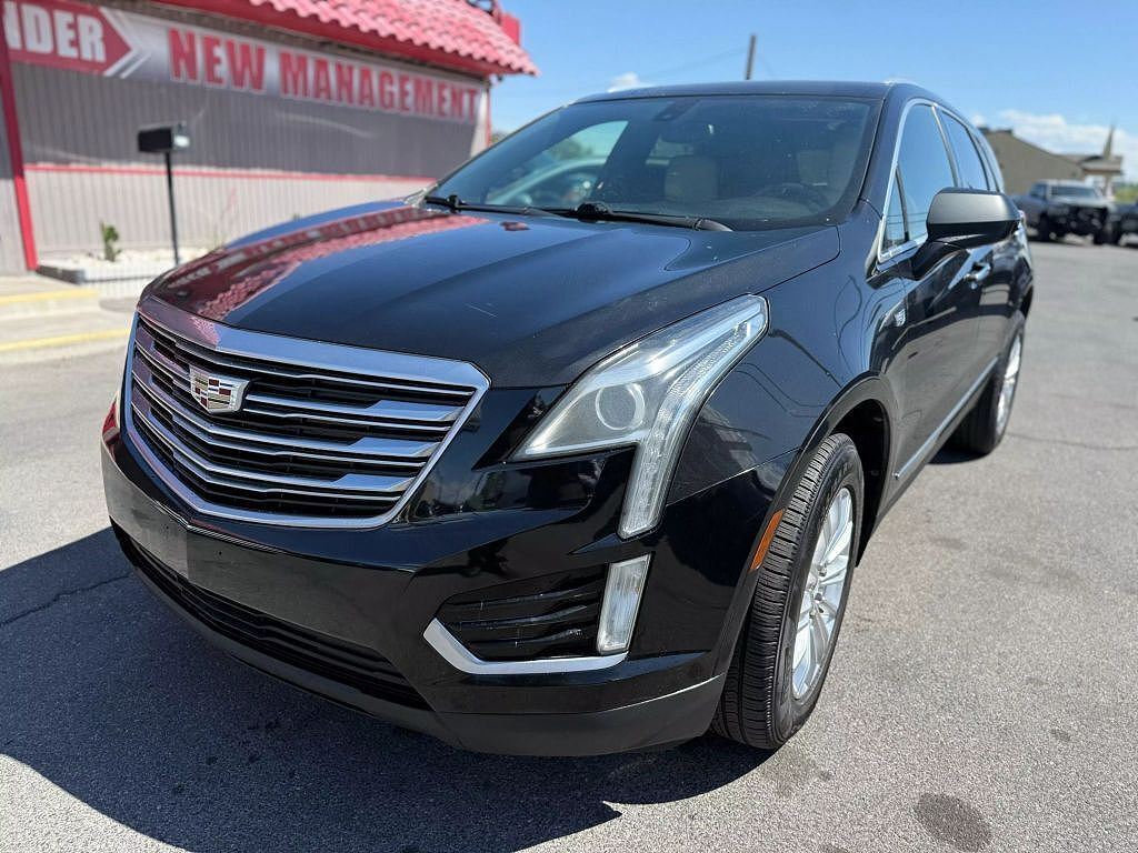 2017 CADILLAC XT5