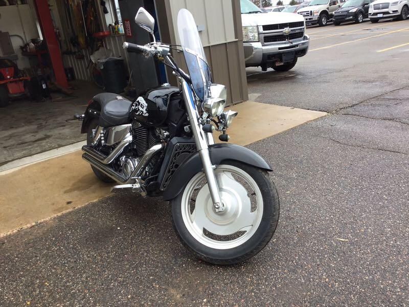 Honda VT1100C2 (SHADOW SABRE)
