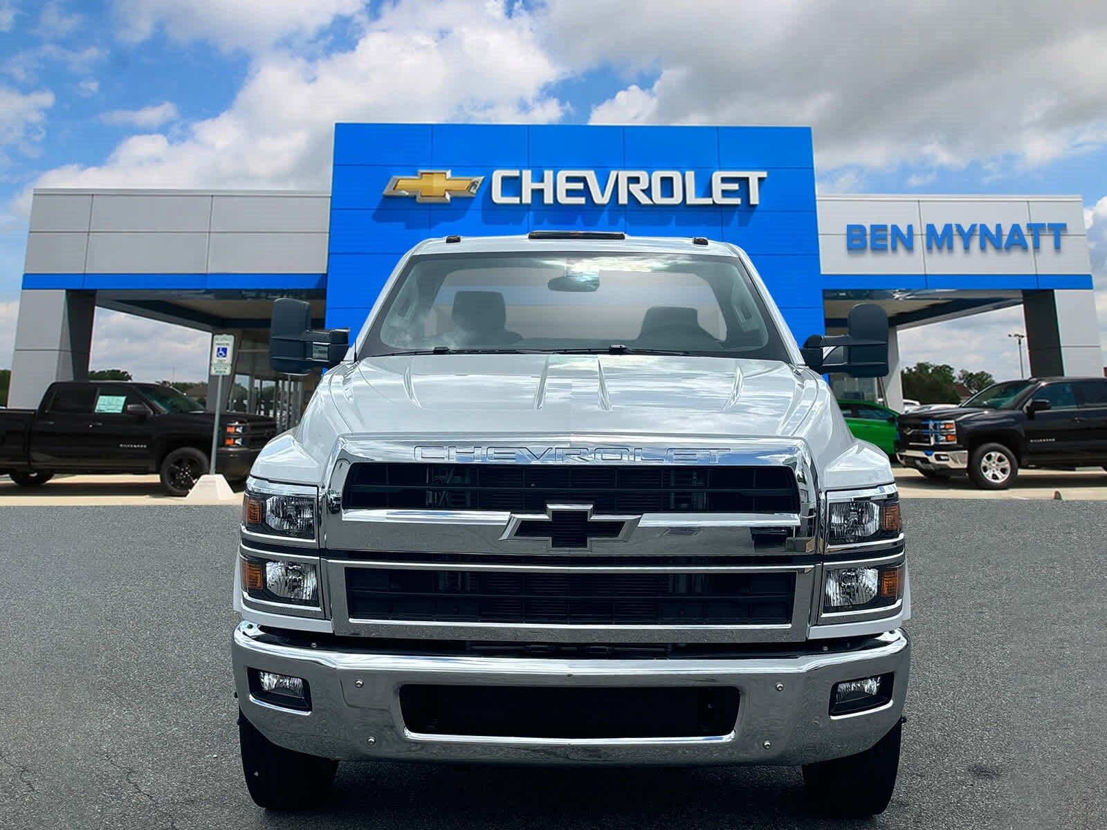 2024 GMC Silverado Medium Duty