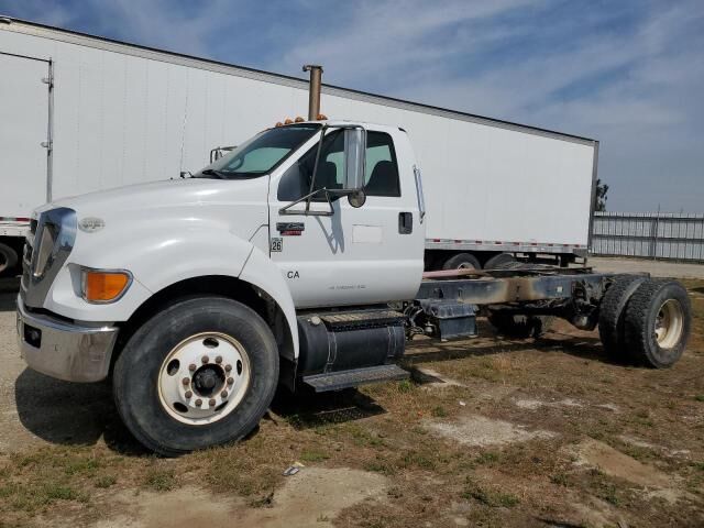 Ford F-750
