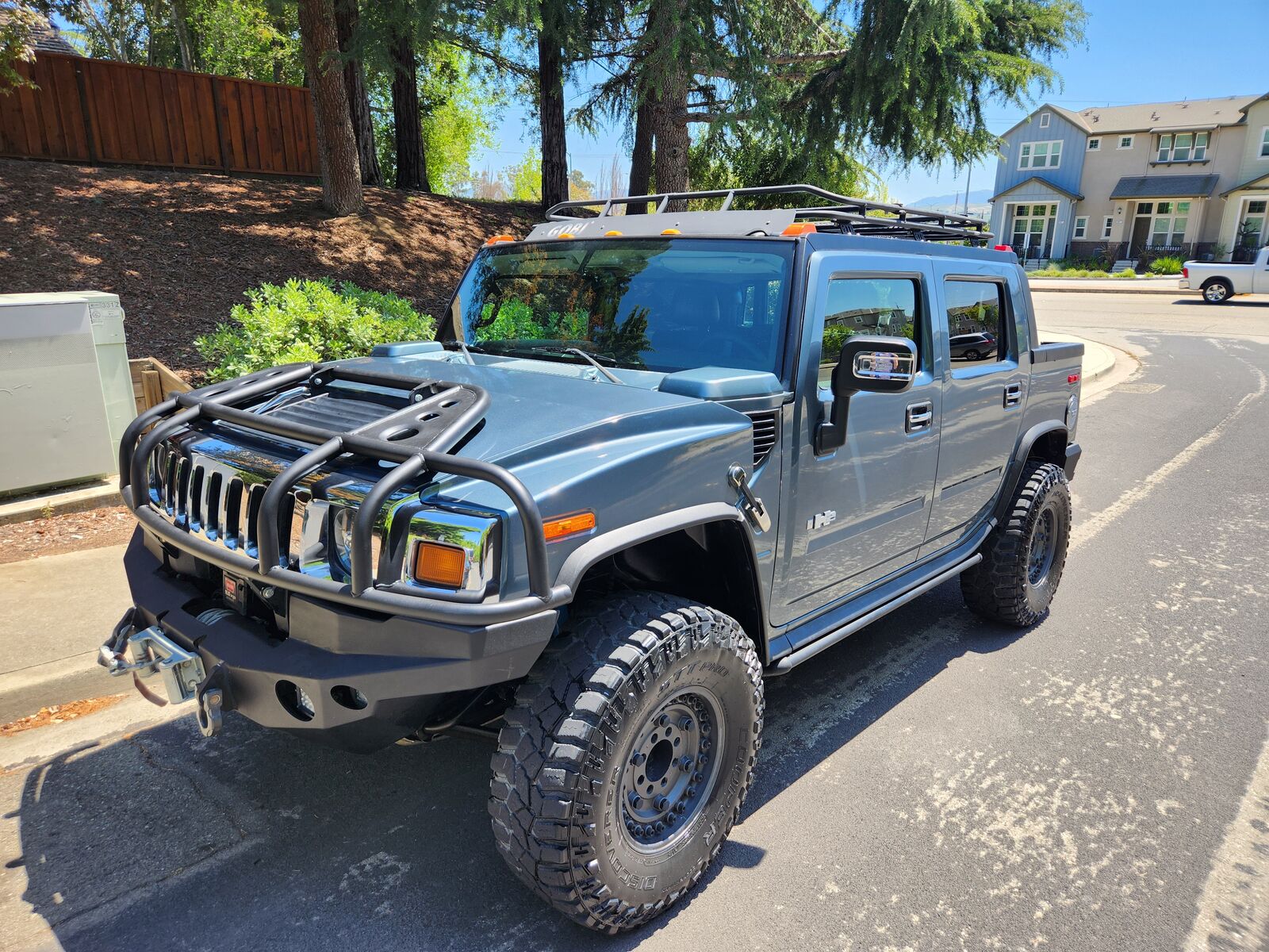 HUMMER H2