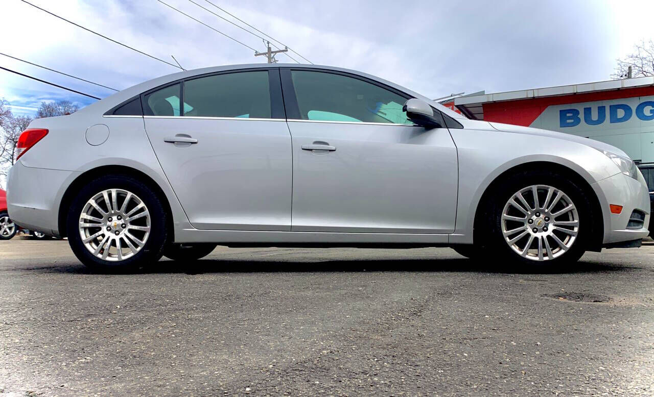 2011 CHEVROLET Cruze