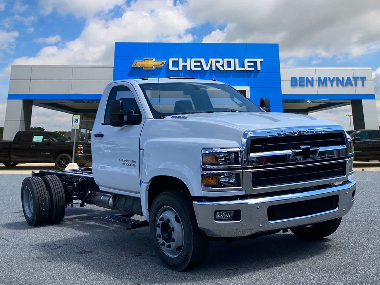 2024 GMC Silverado Medium Duty