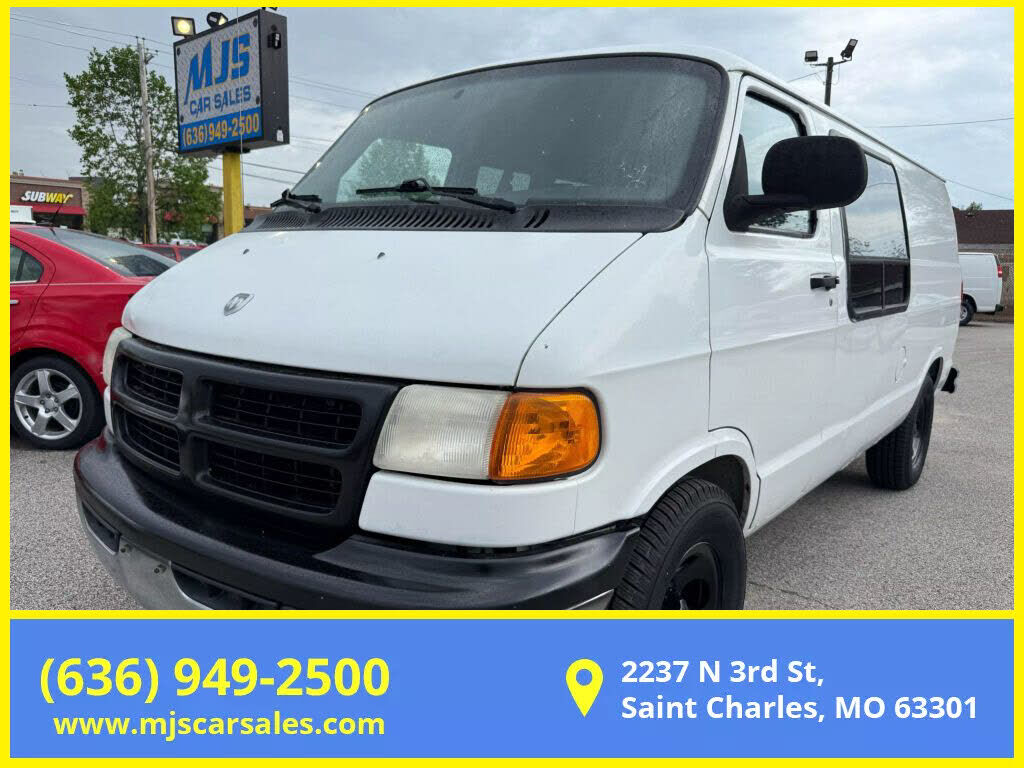 Dodge Ram Van
