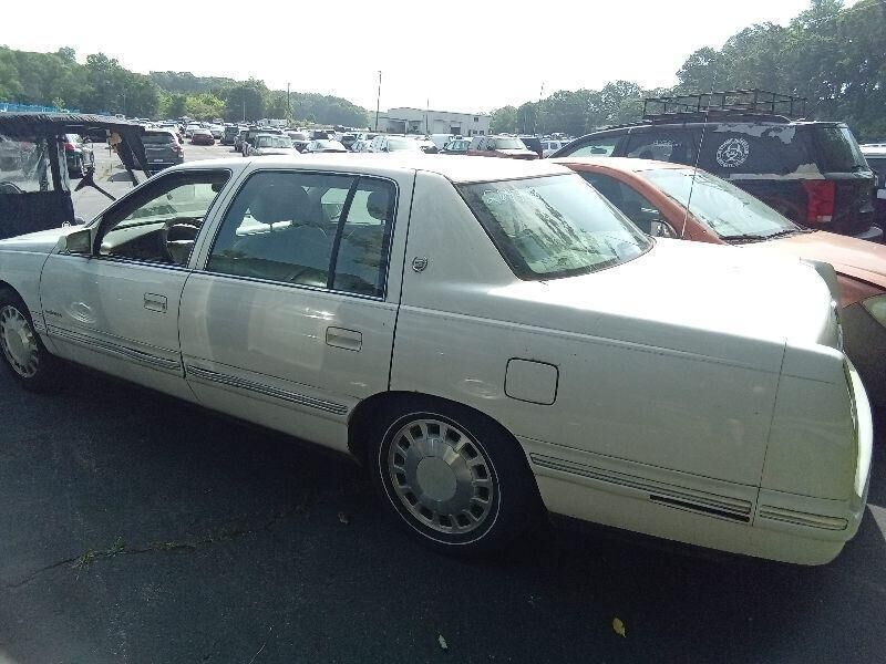 Cadillac Deville