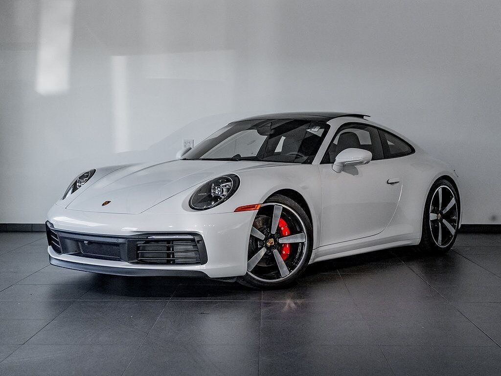 2024 PORSCHE 911