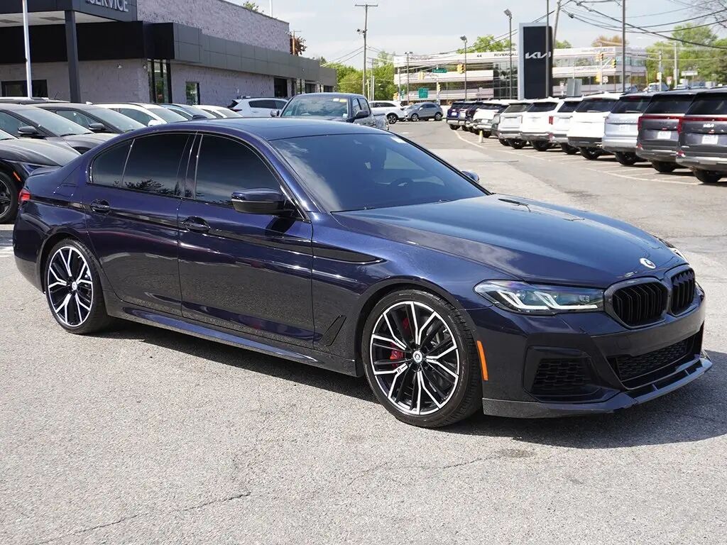 2023 BMW M550i