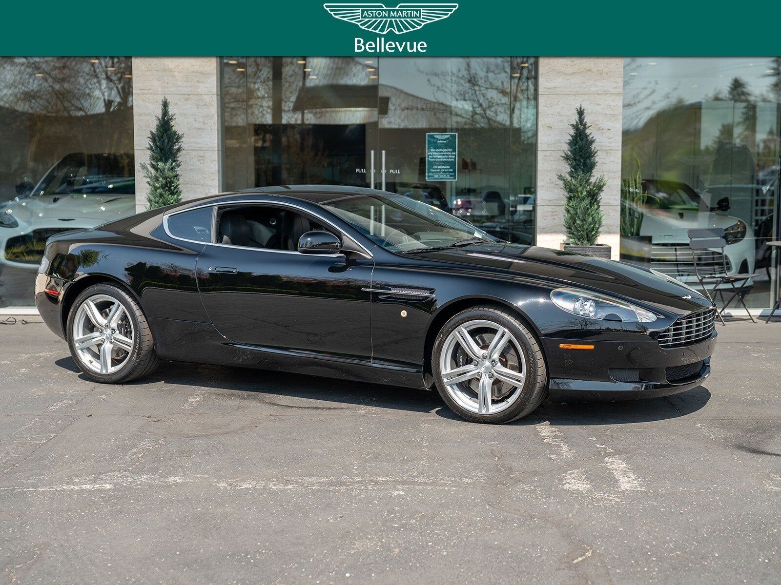 Aston Martin DB9