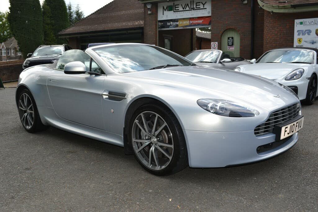Aston Martin V8 Vantage