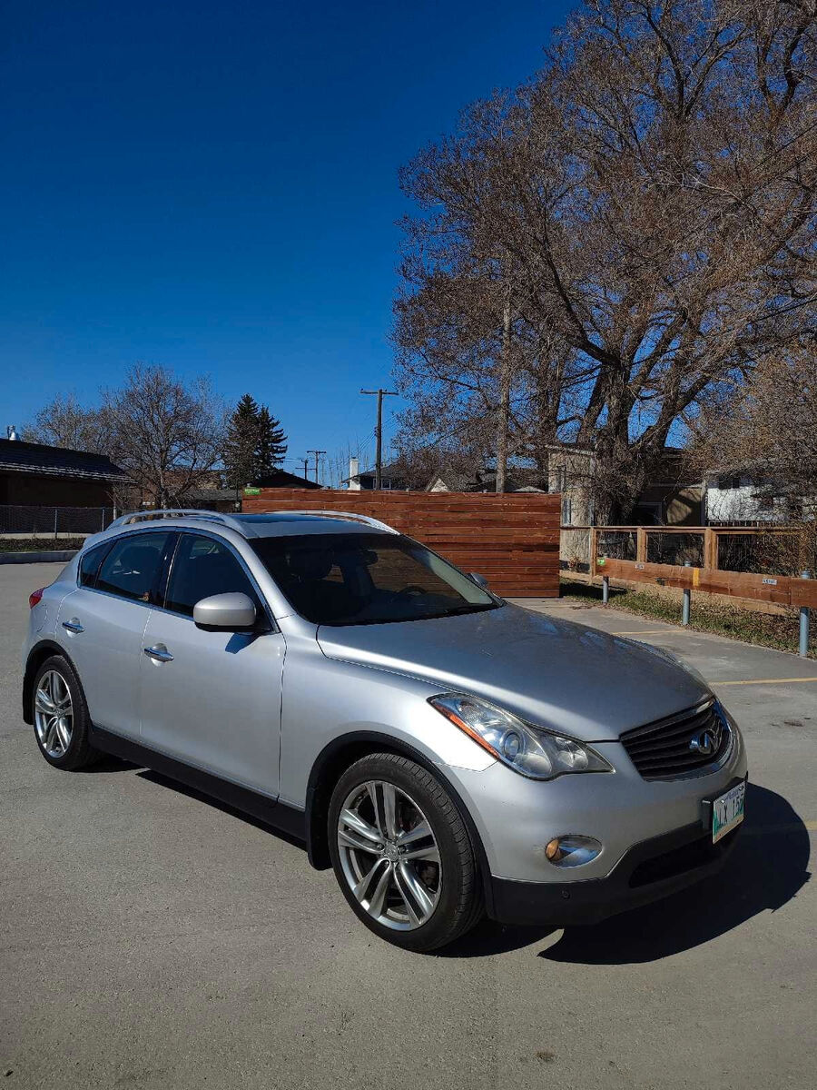 Infiniti EX35