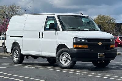 2025 CHEVROLET Express