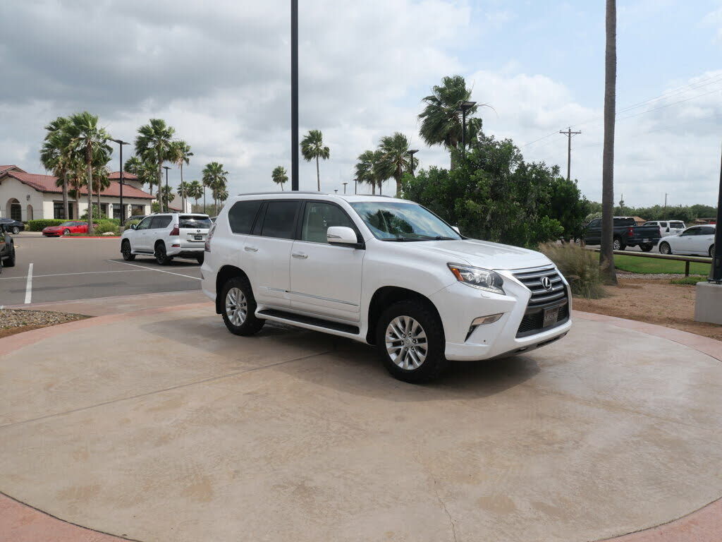 LEXUS
