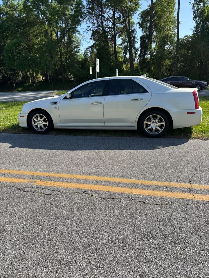 Cadillac STS