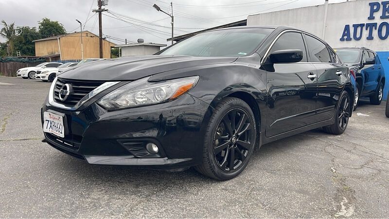 2017 NISSAN Altima