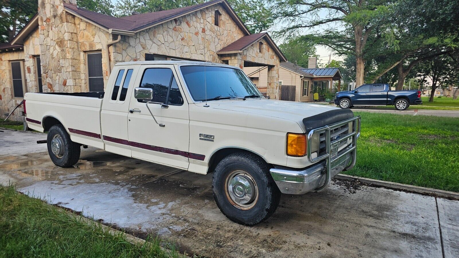 FORD