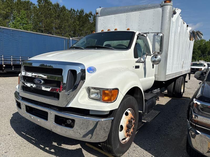Ford F-750