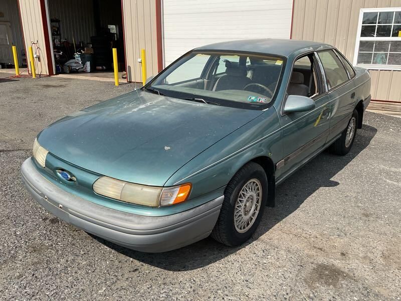 Ford Taurus