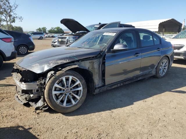 BMW 320i