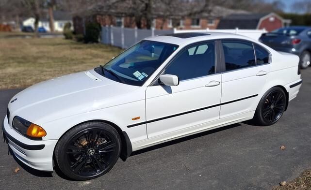 BMW 330i
