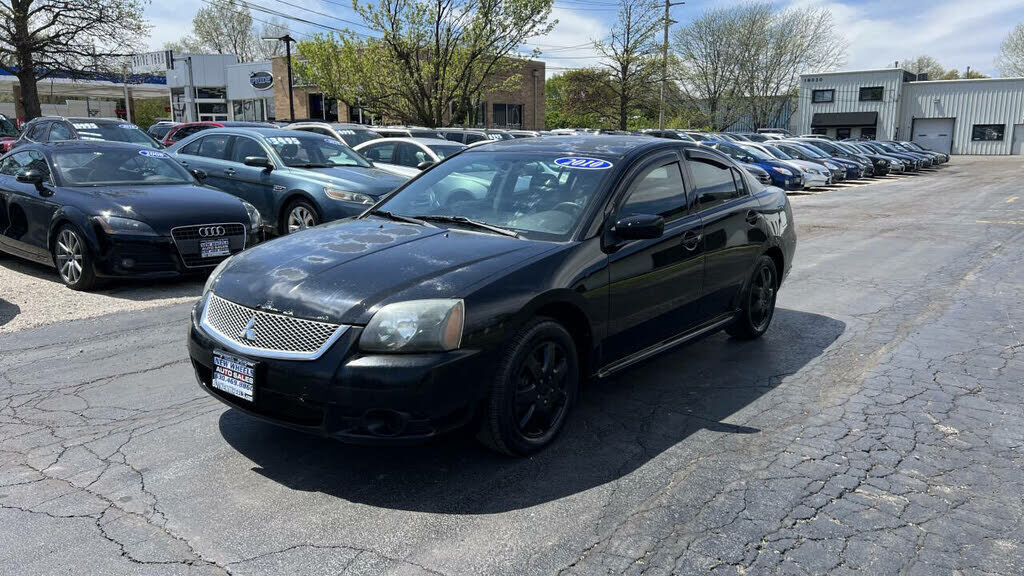 Mitsubishi Galant