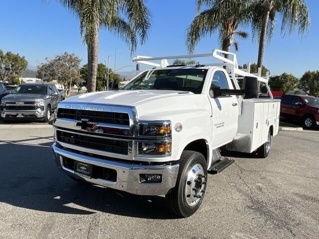 2023 GMC Silverado Medium Duty