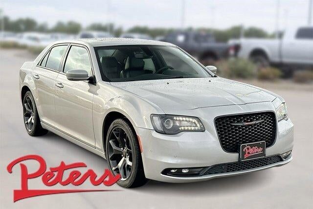 2023 CHRYSLER 300
