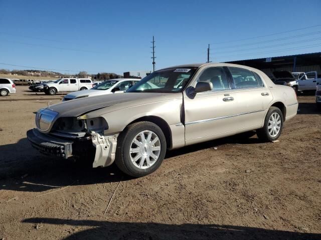 Lincoln Town Car
