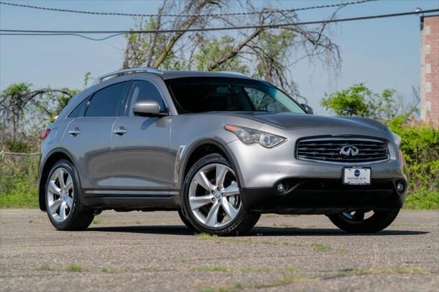 Infiniti FX50