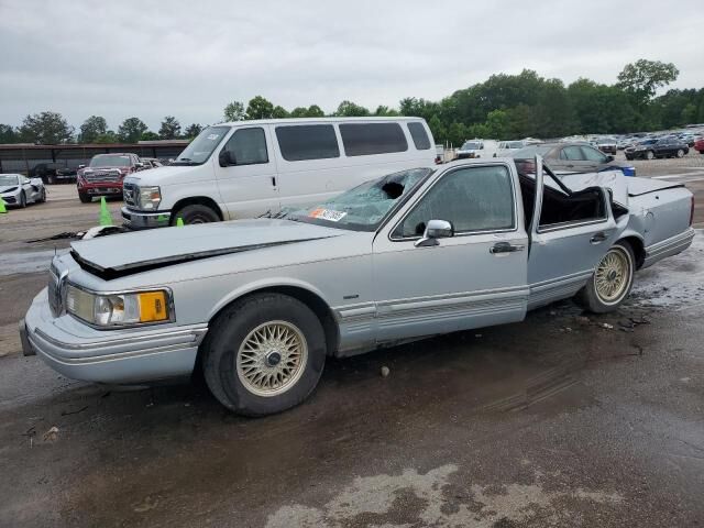 Lincoln Town Car