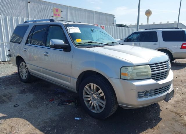 Lincoln Navigator