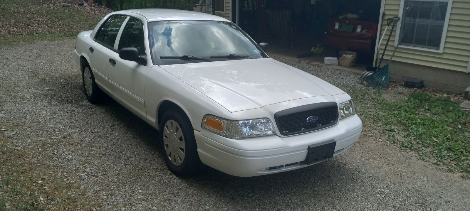Ford Crown Victoria