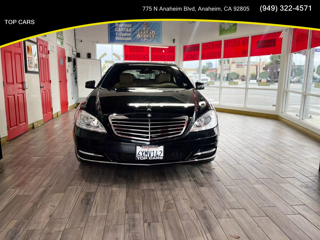 MERCEDES-BENZ