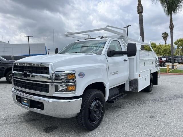2023 GMC Silverado Medium Duty