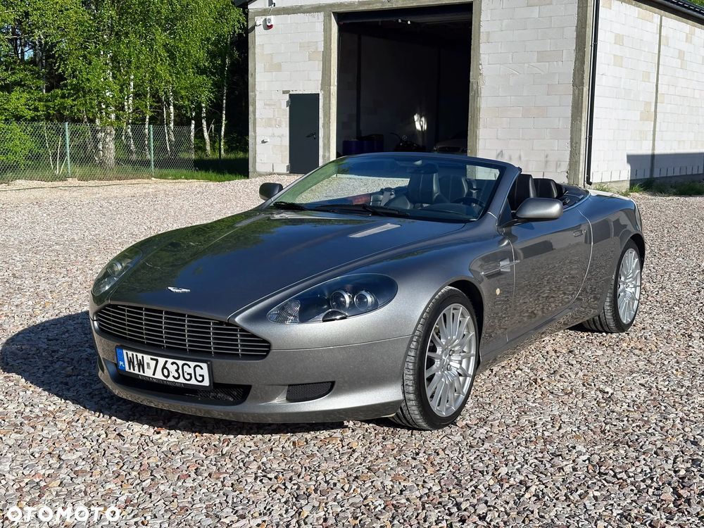 Aston Martin DB9