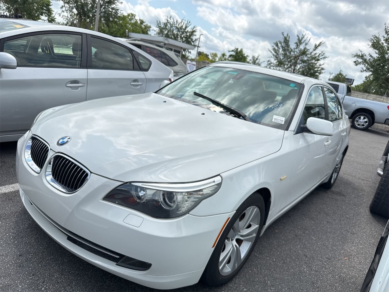 BMW 528i