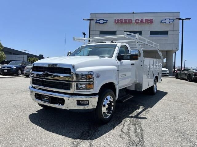 2023 GMC Silverado Medium Duty