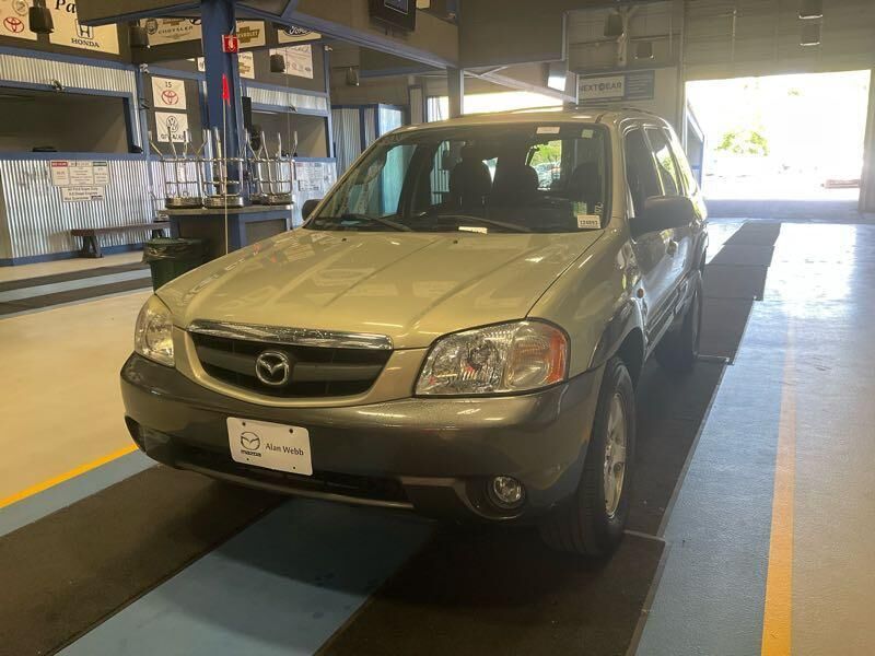 Mazda Tribute