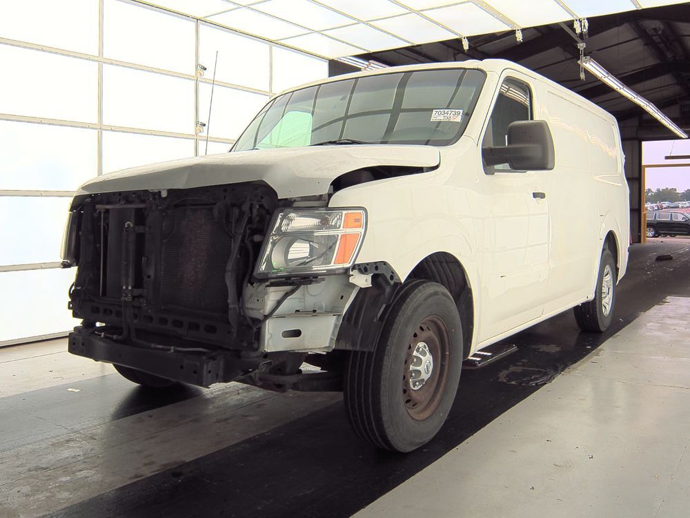 Nissan NV