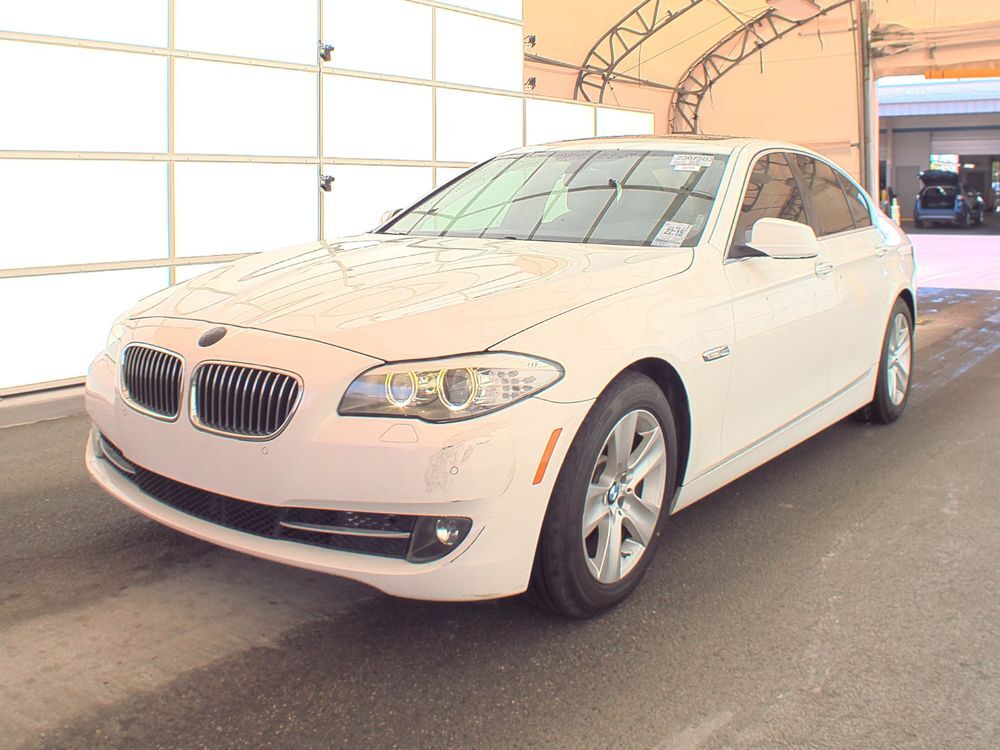 BMW 528i