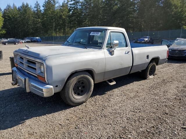 Dodge D-Series
